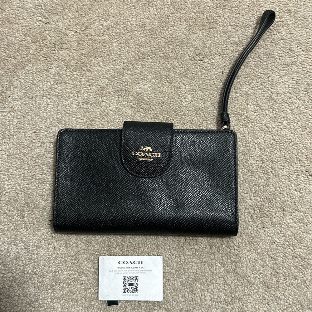 Coach women’s Tech Wallet